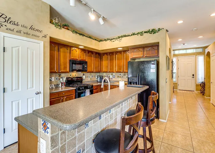 Private Hot Tub: Pet-friendly Escape! Holiday home Maricopa